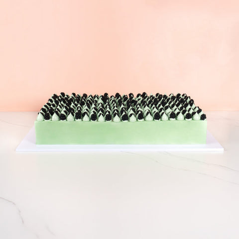 20" X 28" WHITE RECTANGLE CAKE BOARD