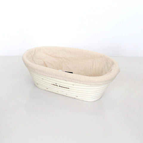 RATTAN BANNETON + LINER BASKET OVAL 24cm x 14cm  (500g - 750g) - Whip It Up Cake Supplies